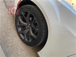 کرایسلەر 300